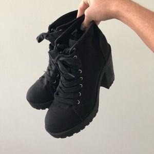 H&M boot platforms